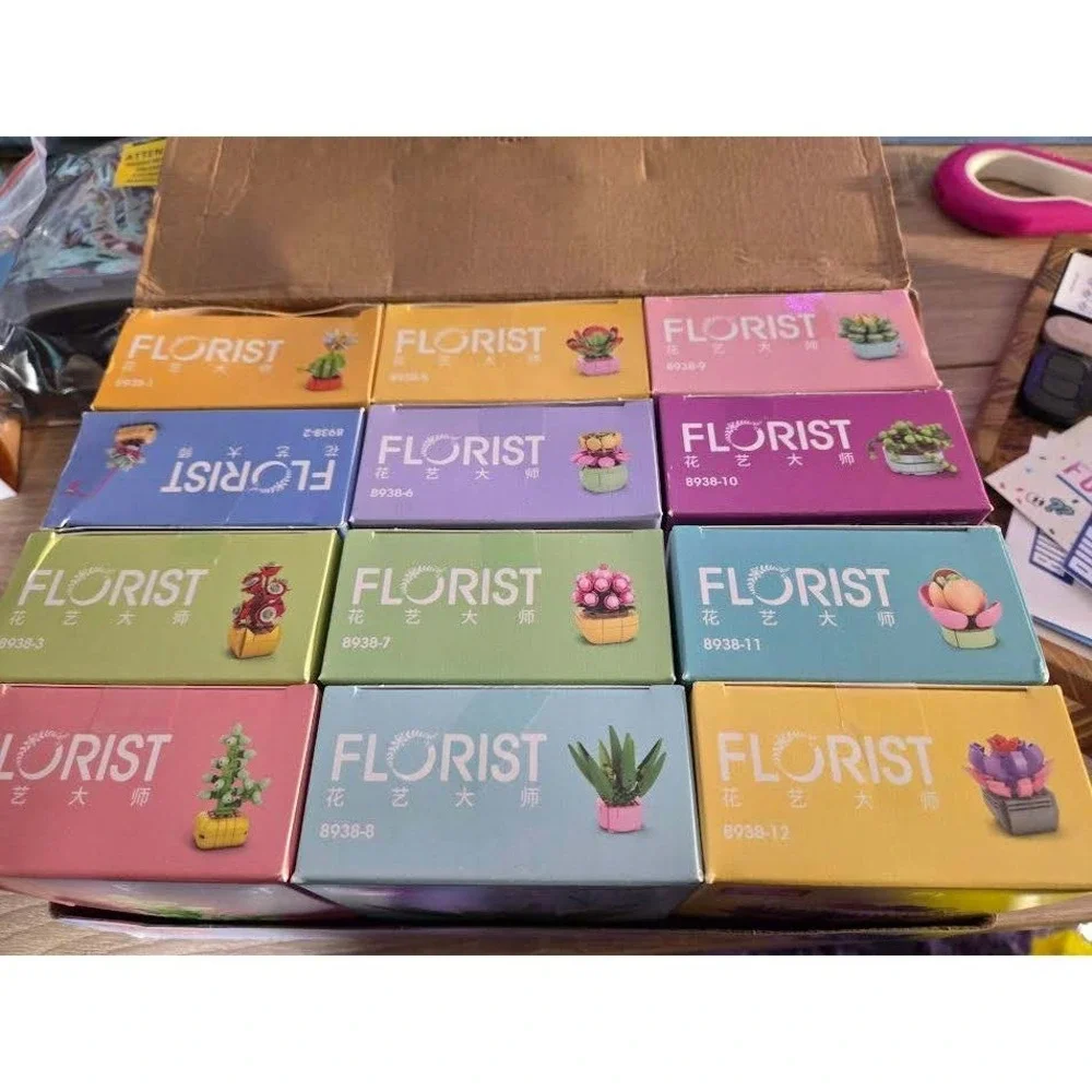 Lele Brother Florist Succulent Building Blocks Set 12 Pack 8938 Mini Potted Plan